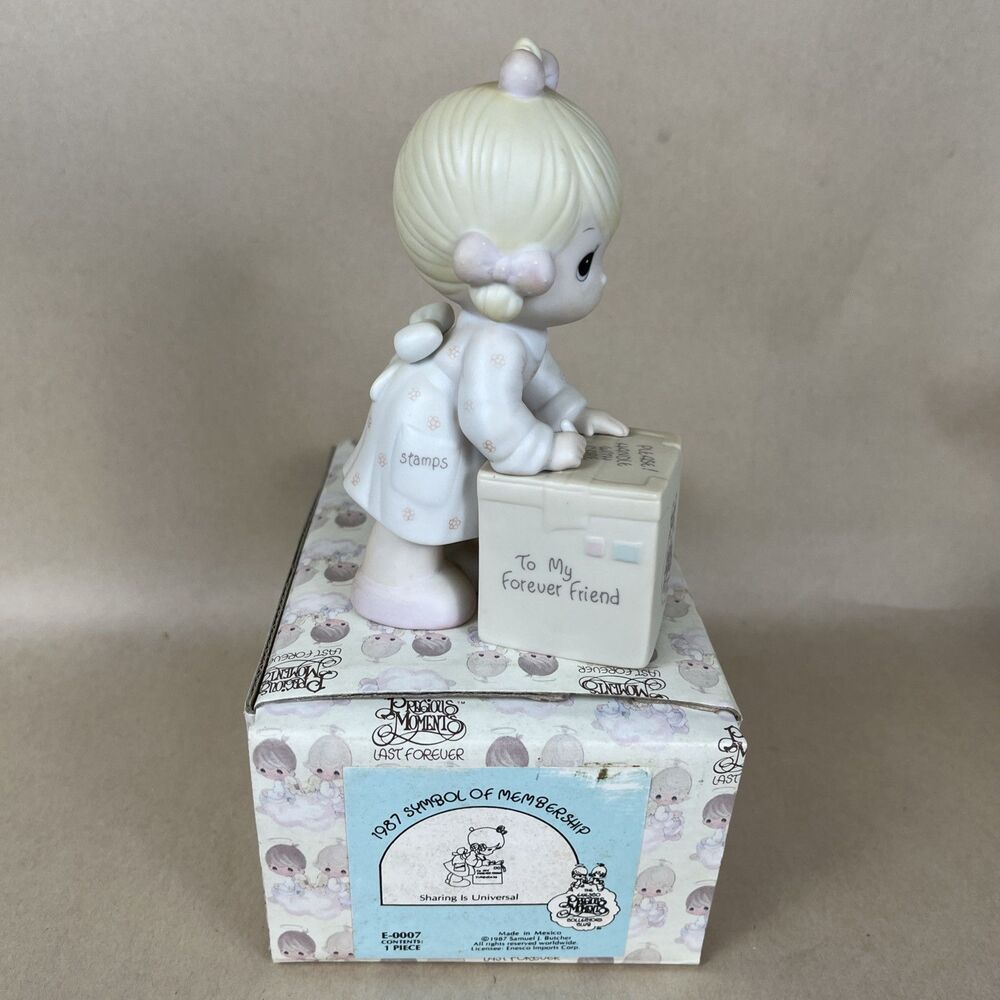 Precious‎ Moments “Sharing is Universal” To My Forever Friend E-0007 1987 Boxed